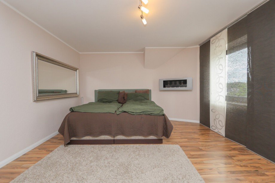 Das Schlafzimmer Maisonettewohnung M�nchengladbach