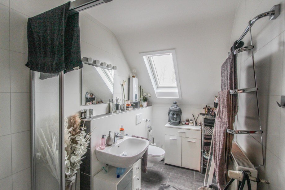 Duschbad Dachgeschosswohnung Korschenbroich
