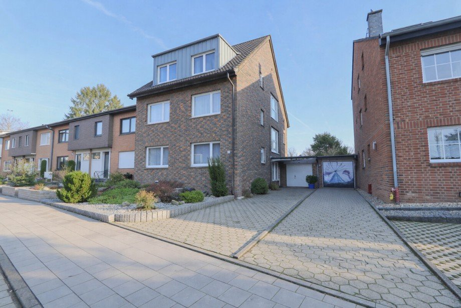 Die Au�enansicht Mehrfamilienhaus M�nchengladbach / Neuwerk-Mitte