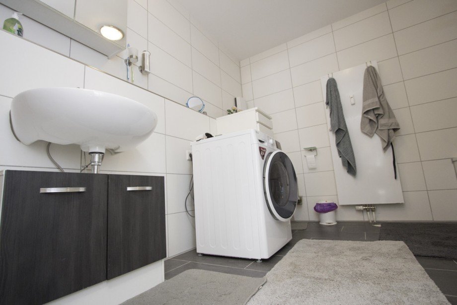 Badezimmer - Einheit im Erdgeschoss mit ca. 114 m� Mehrfamilienhaus Korschenbroich