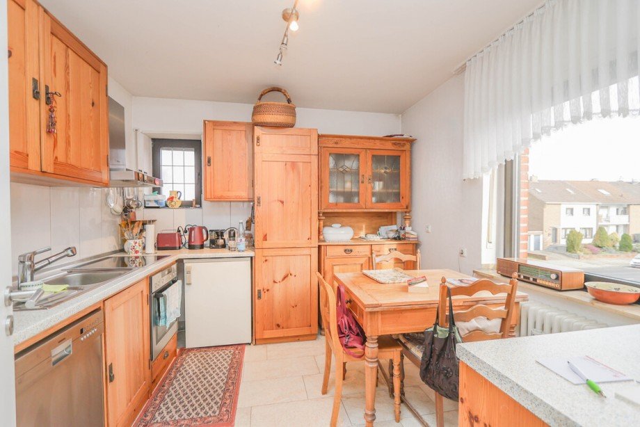 Die K�che im 1. OG Mehrfamilienhaus M�nchengladbach