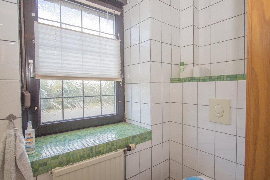 G�ste-WC im EG Doppelhaush�lfte Korschenbroich / Kleinenbroich