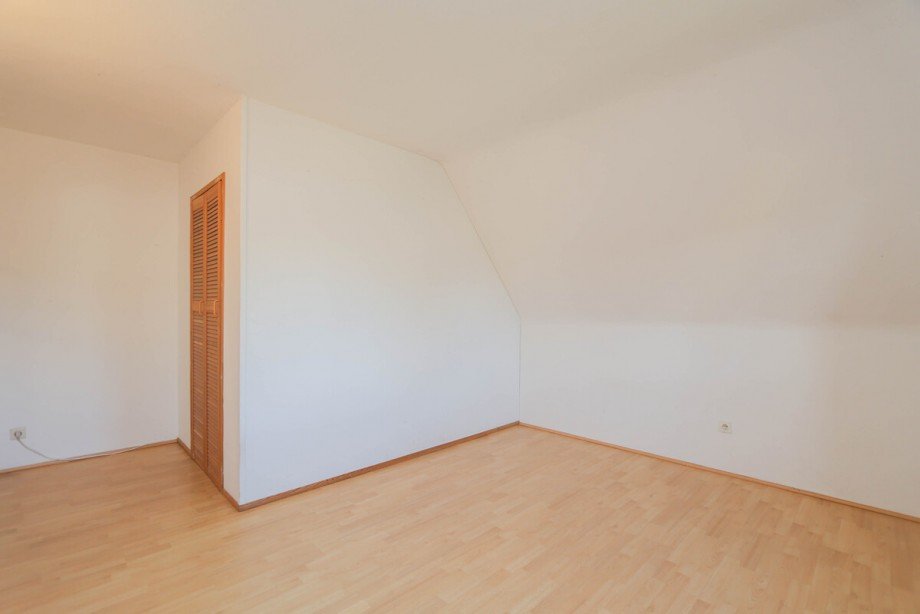 Das Kinderzimmer im DG Einfamilienhaus Korschenbroich / Neersbroich