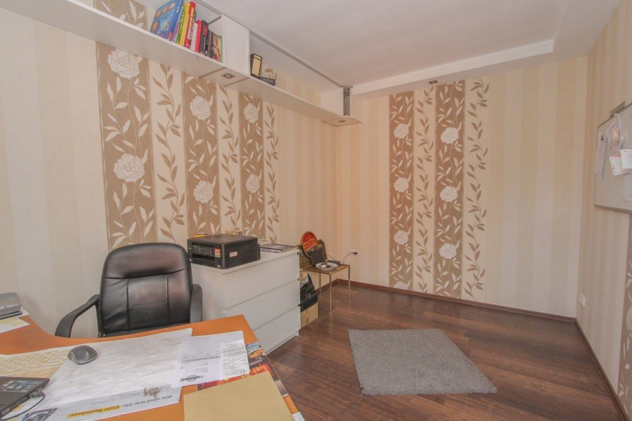 Schlaf- / Arbeitszimmer im OG Reiheneckhaus Neuss