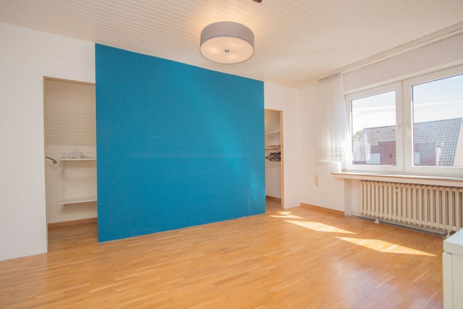 Schlafzimmer im Obergeschoss Zweifamilienhaus Korschenbroich