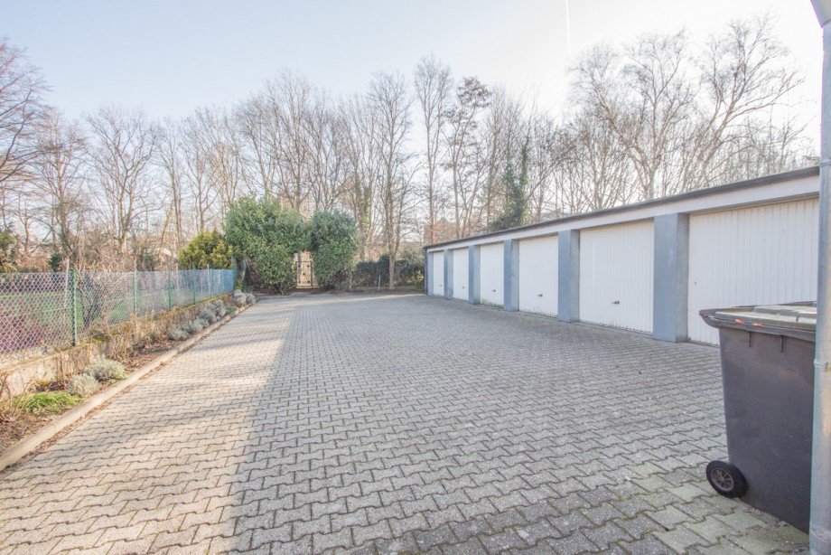 Garagenhof Mehrfamilienhaus Korschenbroich