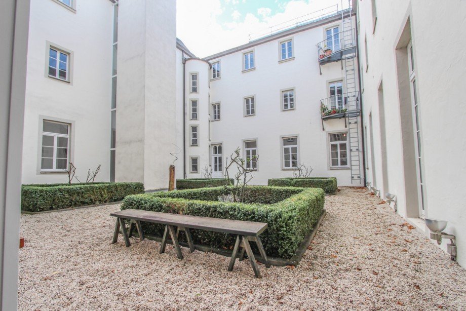Innenhof Etagenwohnung Bonn / P�tzchen/Bechlinghoven