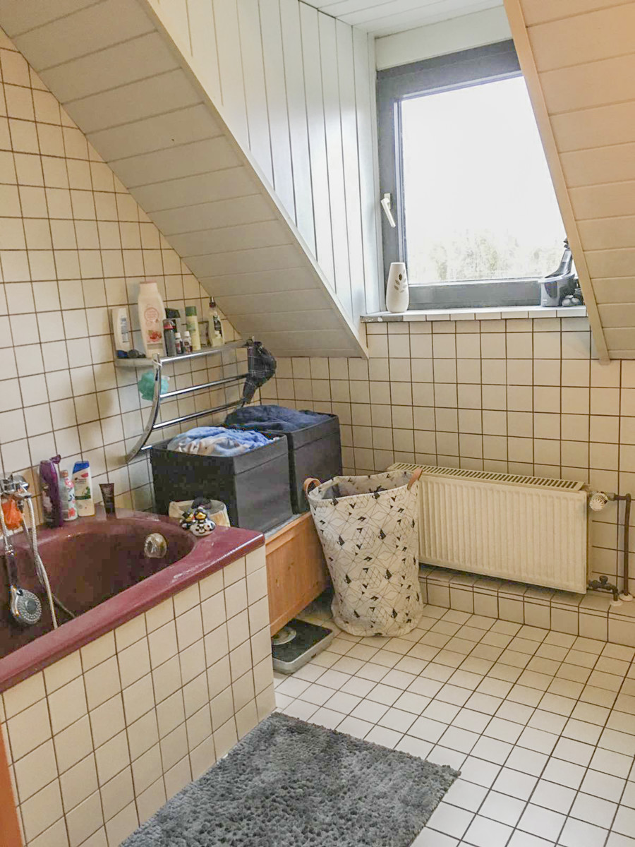 Badezimmer im OG Doppelhaush�lfte Korschenbroich / Kleinenbroich