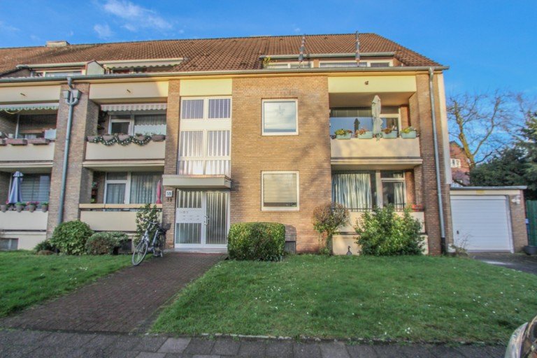 Au�enansicht Willich Dachgeschosswohnung Drei-Zimmer Dachgeschosswohnung mit Balkon in Willich