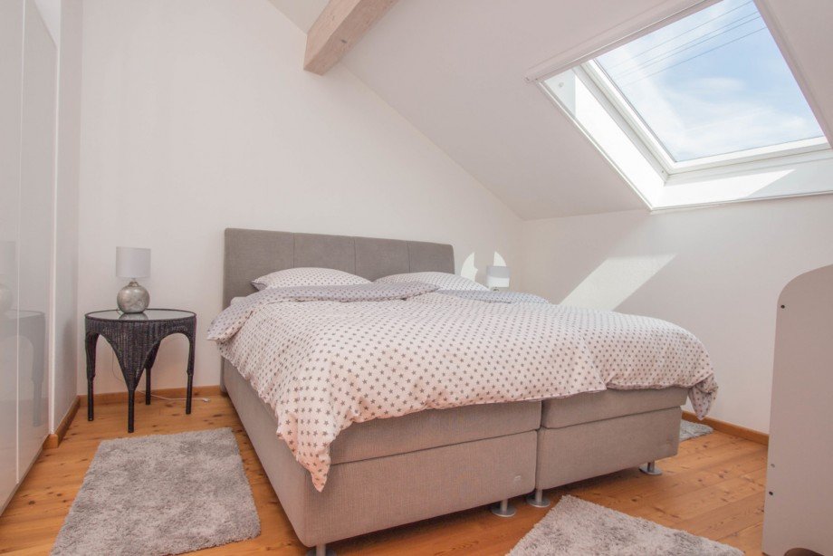 Schlafzimmer OG G�stehaus Einfamilienhaus Blankenheim