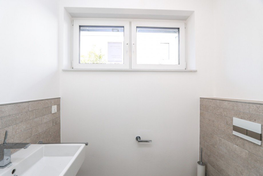 Das G�ste-WC im EG Einfamilienhaus M�nchengladbach