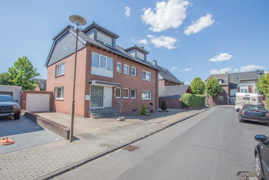 Die Lage Zweifamilienhaus Korschenbroich