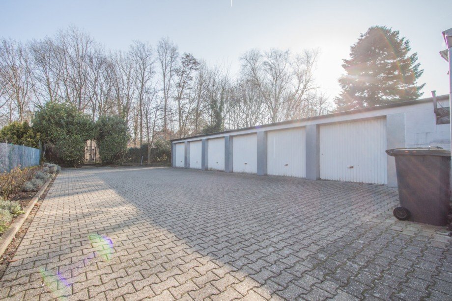 Garagenhof Mehrfamilienhaus Korschenbroich