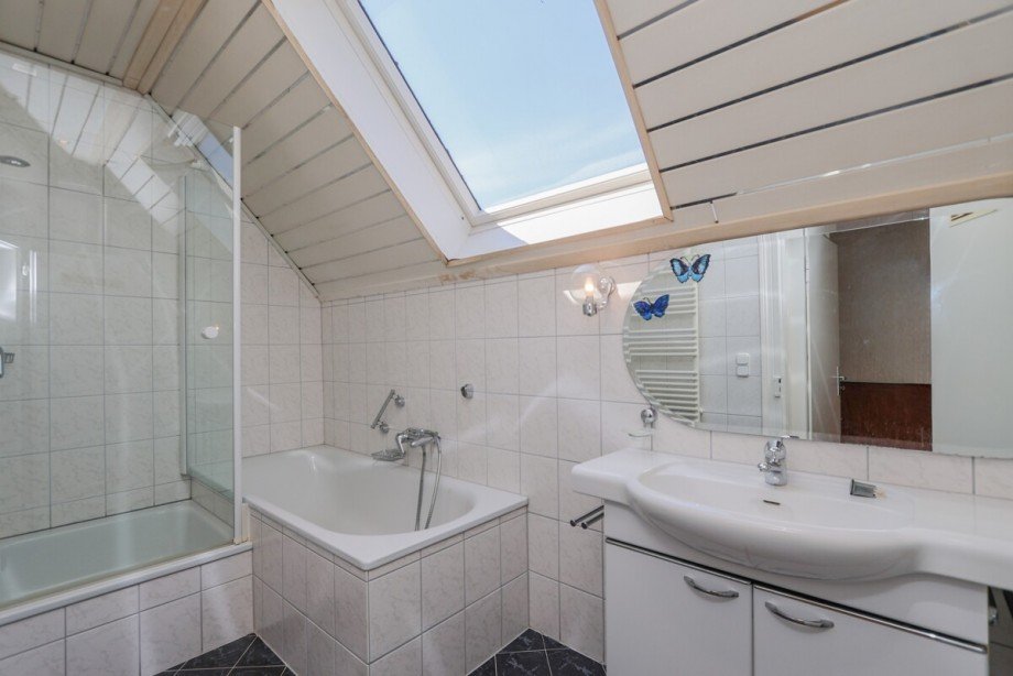Das Badezimmer im OG Einfamilienhaus Viersen