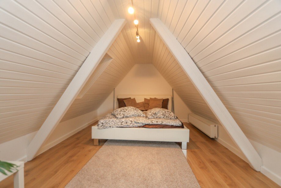 Das Schlafzimmer 2. Etage Maisonettewohnung M�nchengladbach