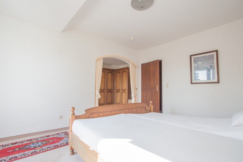 Schlafzimmer Doppelhaush�lfte Korschenbroich