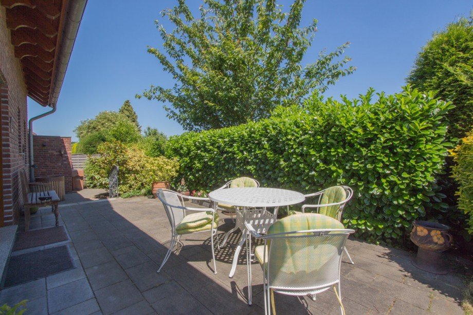 Terrasse Zweifamilienhaus Neuss