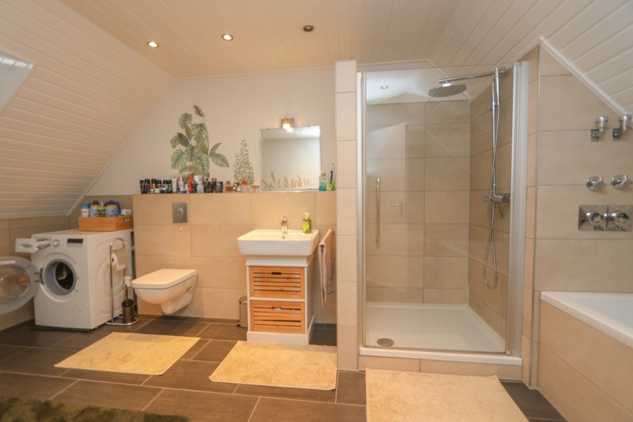 Das Badezimmer 2. Etage Maisonettewohnung M�nchengladbach