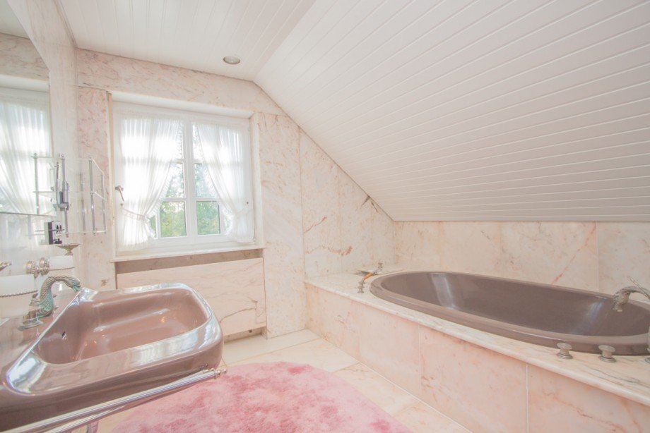 Master Bad im Elternbereich Villa Kempen