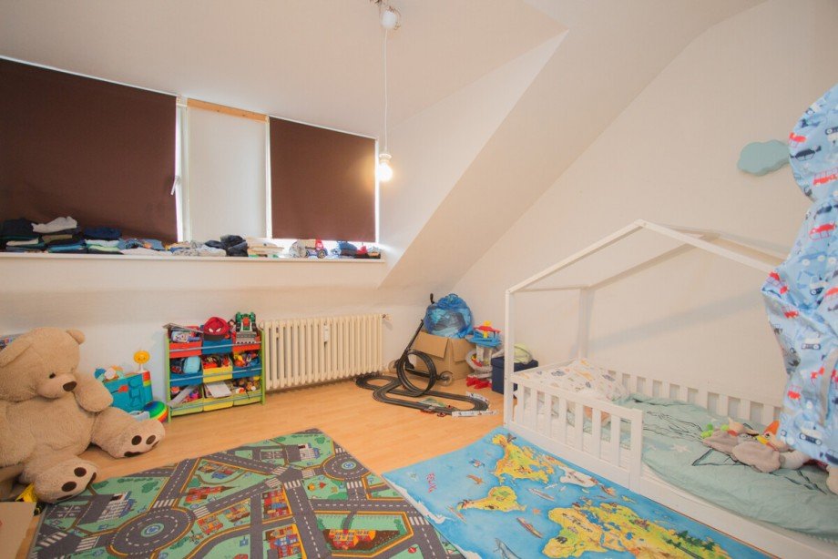 Das Kinder- / Arbeitszimmer im DG Mehrfamilienhaus M�nchengladbach / M�nchengladbach-Neuwerk