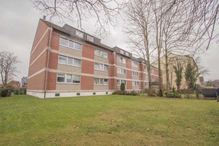 Au�enansicht Neuss / Allerheiligen Etagenwohnung Kernsanierte Eigentumswohnung mit Balkon und Garage in Top Lage von Neuss-Allerheiligen