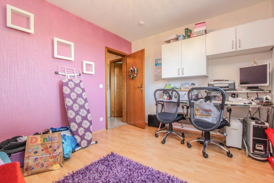 Kinderzimmer/B�ro Erdgeschosswohnung M�nchengladbach