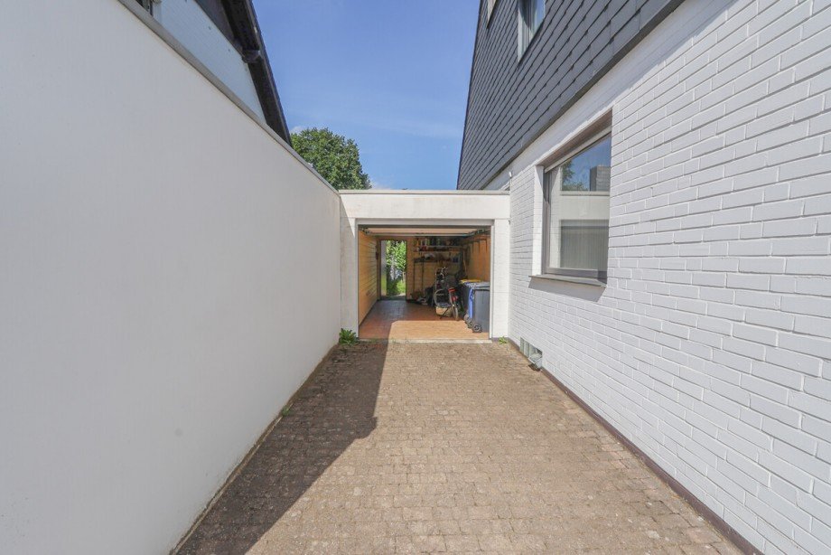 Die Garage Doppelhaush�lfte Korschenbroich