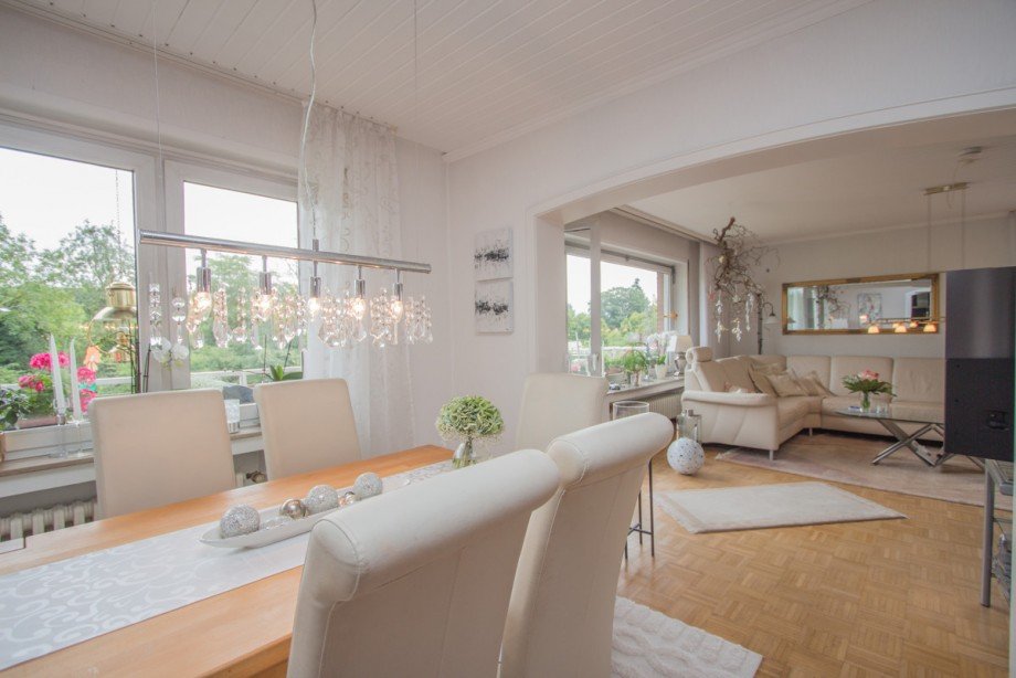Esszimmer OG Zweifamilienhaus Korschenbroich