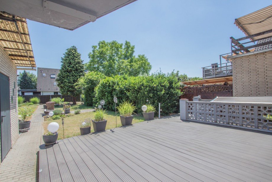 Terrasse Doppelhaush�lfte Neuss / Holzheim