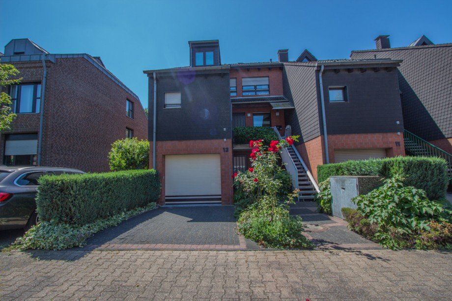 Frontansicht Erdgeschosswohnung D�sseldorf