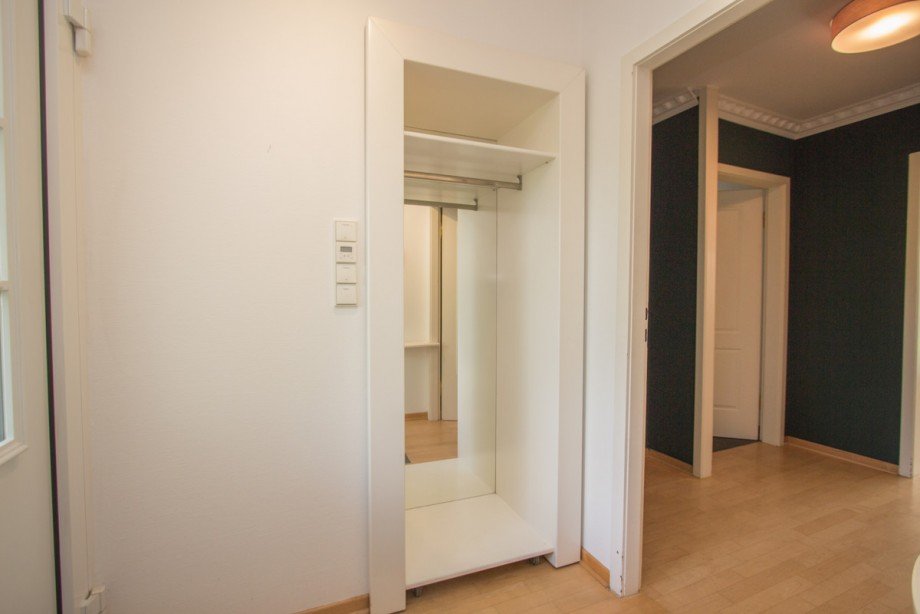 Diele Zweifamilienhaus Neuss-Hoisten