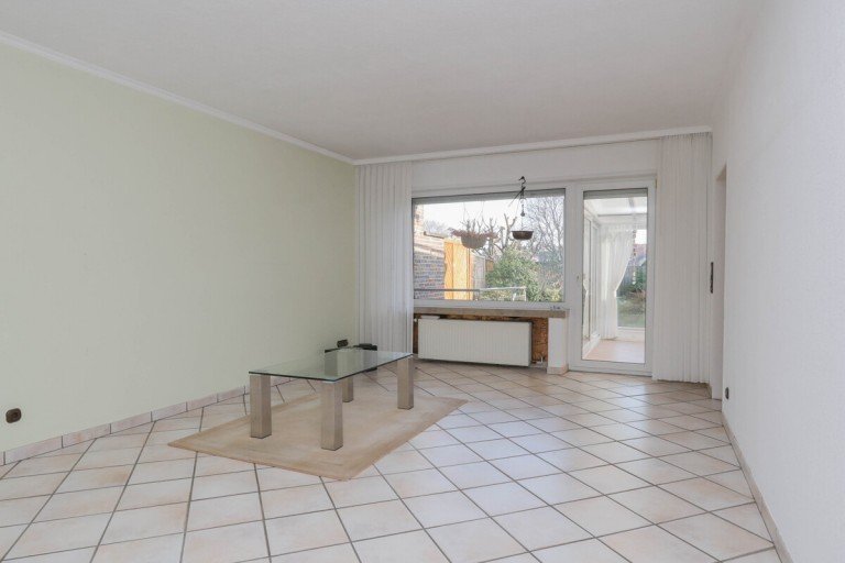 Der Wohnbereich M�nchengladbach / Neuwerk-Mitte Erdgeschosswohnung Gro�z�gige Erdgeschosswohnung mit Wintergarten und eigenem Garten in M�nchengladbach-Neuwerk