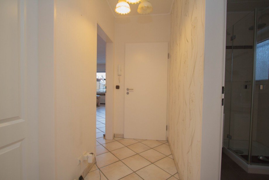 Der Eingangsbereich im EG Mehrfamilienhaus M�nchengladbach / Neuwerk-Mitte