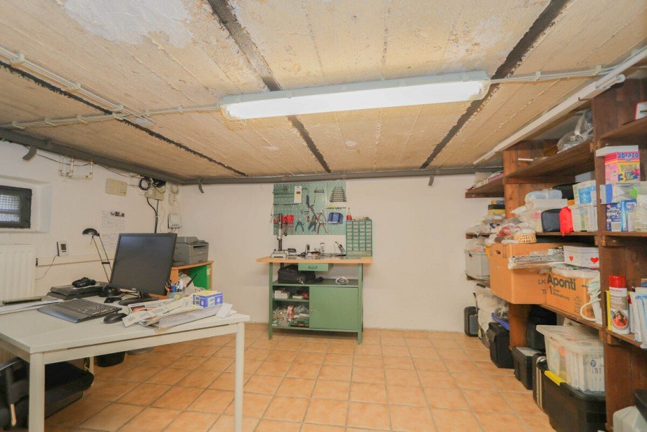 Die Werkstatt/B�ro im KG Einfamilienhaus Korschenbroich / Pesch